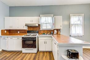 Explore the Ozarks: Arkansas Family Home!