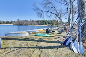 Shared Fire Pit & Kayaks: Catskills Lake Retreat!