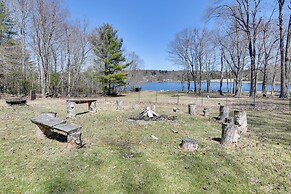 Shared Fire Pit & Kayaks: Catskills Lake Retreat!