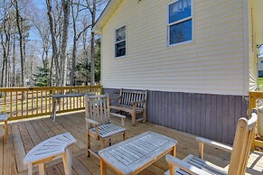 Shared Fire Pit & Kayaks: Catskills Lake Retreat!