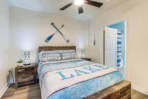 Smith Mountain Lake Retreat w/ Resort Amenities!