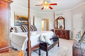 Fire Pit & Gazebo: Rural Warrensburg Getaway!
