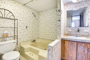 Steps to Lake Ontario: Remote Escape w/ Deck & BBQ