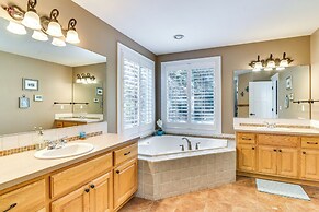 8 Mi to Dtwn Vancouver: PNW Getaway!