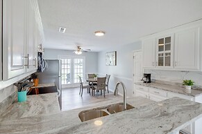 Patio & Spacious Yard: Home in Athens