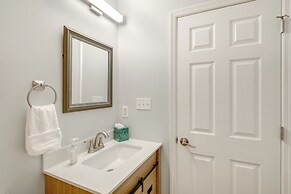 Patio & Spacious Yard: Home in Athens