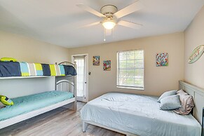 Bayfront Haven: Group Getaway in Milton!