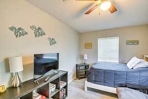 Bayfront Haven: Group Getaway in Milton!