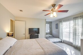 Bayfront Haven: Group Getaway in Milton!