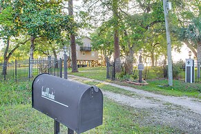 Bayfront Haven: Group Getaway in Milton!