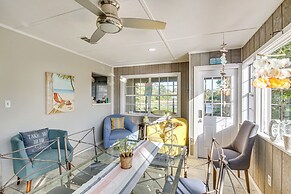 Bayfront Haven: Group Getaway in Milton!