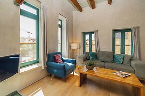 Panaretos Deluxe Maisonette