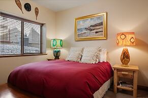 Midway 4 Bedroom Golf Course Luxury Turnberry 23 Home