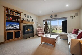 Midway 4 Bedroom Golf Course Luxury Turnberry 23 Home