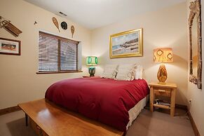 Midway 4 Bedroom Golf Course Luxury Turnberry 23 Home