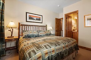 Midway 4 Bedroom Golf Course Luxury Turnberry 23 Home