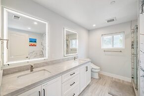 Panoramic Ocean Views Modern Coastal Escape 3 Bedroom Home