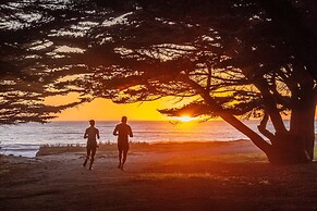 Panoramic Ocean Views Modern Coastal Escape 3 Bedroom Home