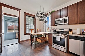 Vintage 3 Bed Condo In Chicagolands Trendy Berwyn 3 Bedroom Condo