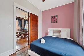 Vintage 3 Bed Condo In Chicagolands Trendy Berwyn 3 Bedroom Condo