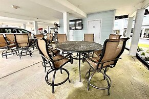 Bayview 30 2 Bedroom Condo