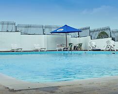 Acacia country Inn