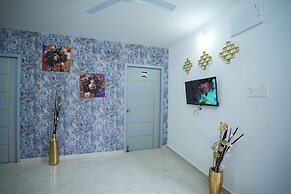 Yellow Bells Studios and Suites