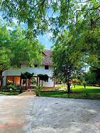 Raquel's Bliss Hotel Diani