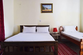 Raquel's Bliss Hotel Diani