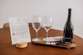 Ando Living Corpo Santo House