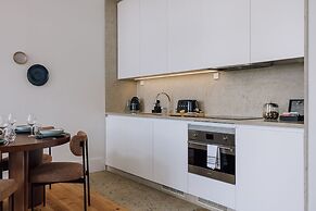 Ando Living Corpo Santo House