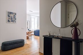 Ando Living Corpo Santo House