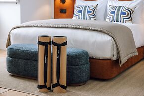 Ando Living Corpo Santo House