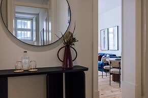 Ando Living Corpo Santo House