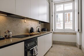 Ando Living Corpo Santo House