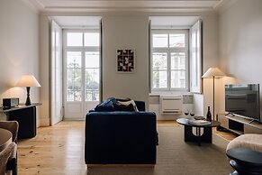 Ando Living Corpo Santo House