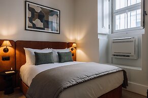 Ando Living Corpo Santo House