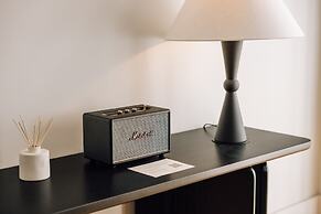 Ando Living Corpo Santo House