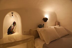 The Commander s Cave