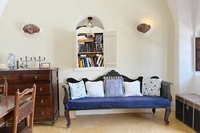 The Commander s House