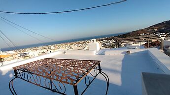 The Commander s House