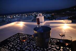 The Commander s House