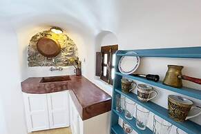 The Commander s House