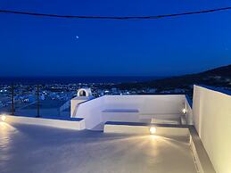 The Commander s House