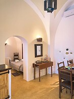 The Commander s House