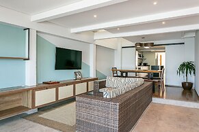 Casa Pé Na Areia com Piscina e Jacuzzi