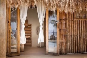 The Beach House Ocam Ocam