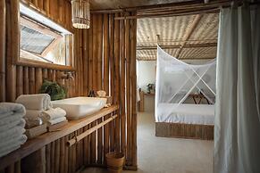 The Beach House Ocam Ocam