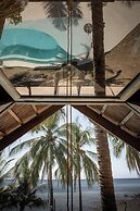 The Beach House Ocam Ocam