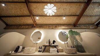 The Beach House Ocam Ocam